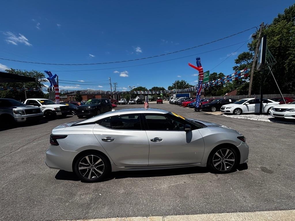 Nissan Maxima 3.5 SV 2020