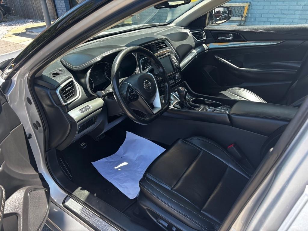 Nissan Maxima 3.5 SV 2020