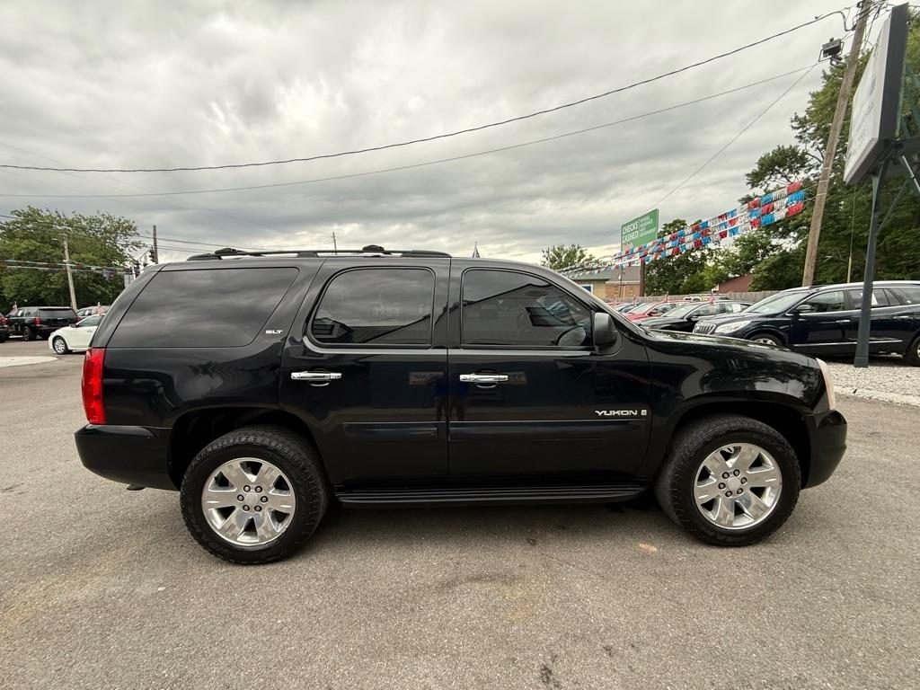 GMC Yukon SLT-2 4WD 2007