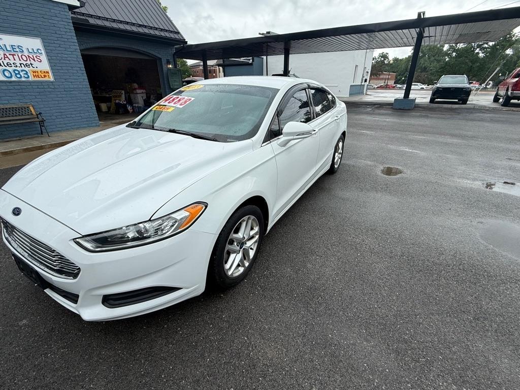 Ford Fusion SE 2013