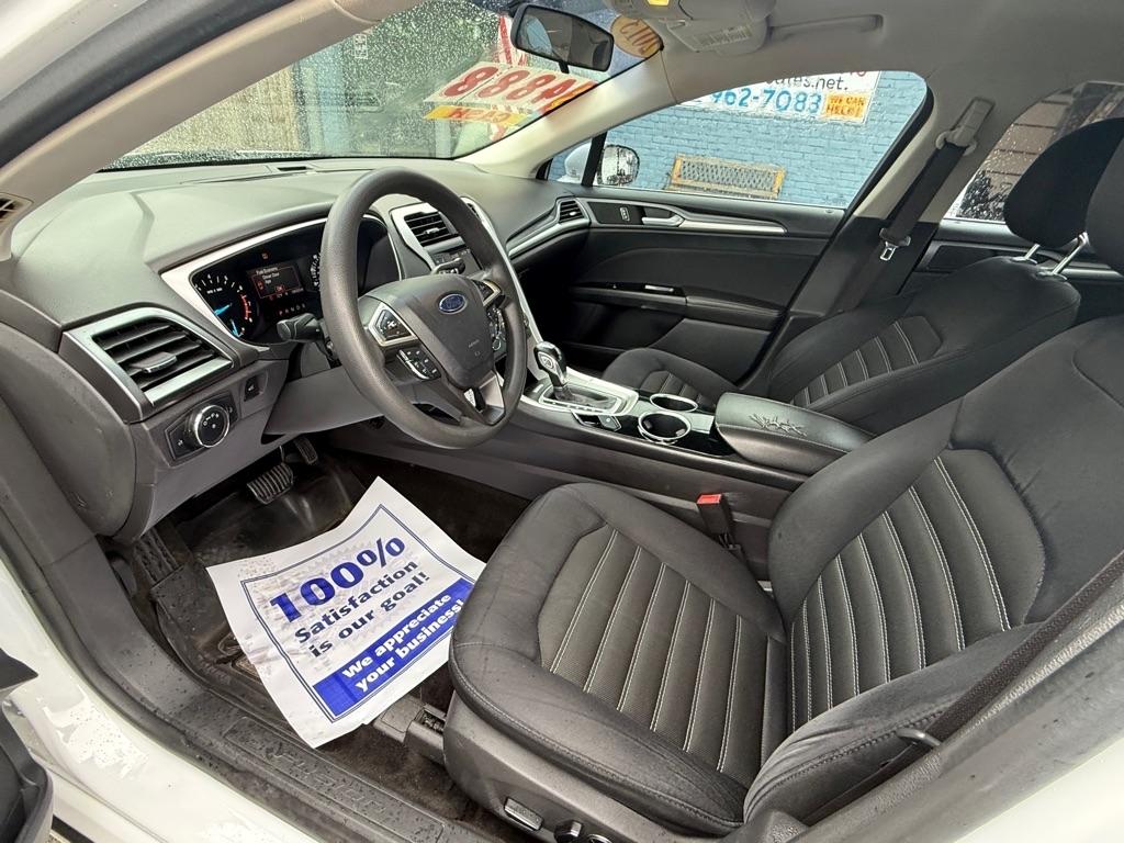 Ford Fusion SE 2013