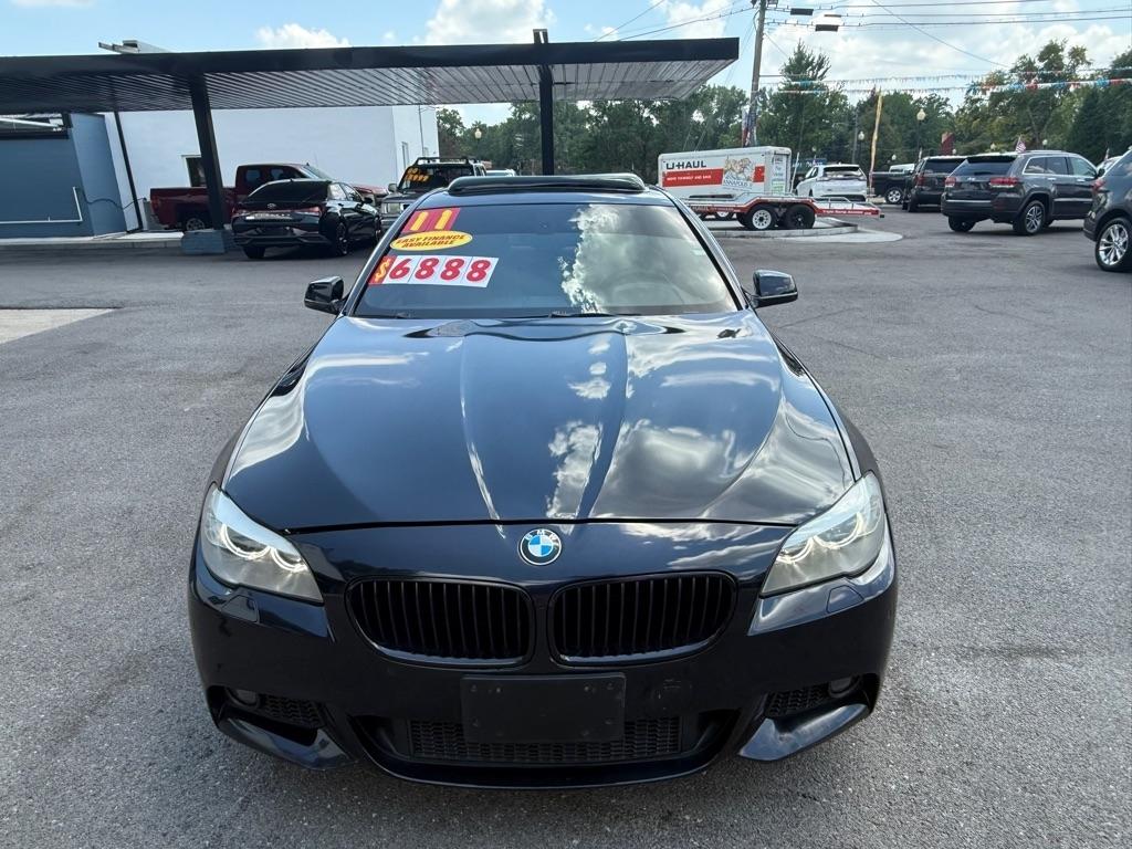 BMW 5-Series 535xi 2011