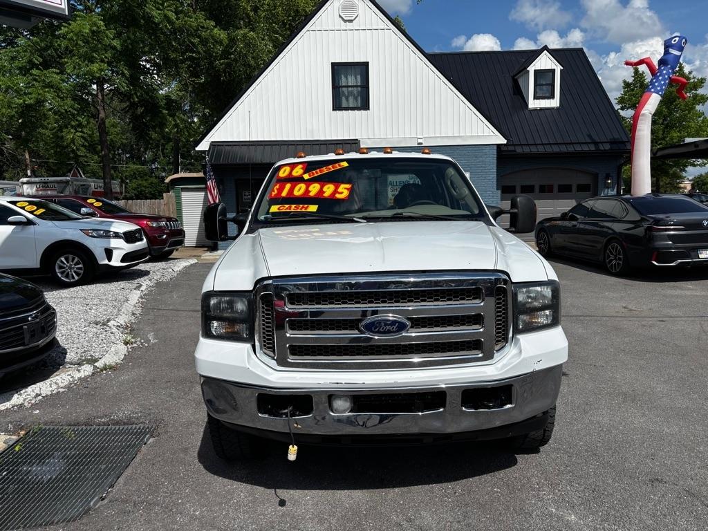 Ford F-350 SD XL Crew Cab 4WD DRW 2006