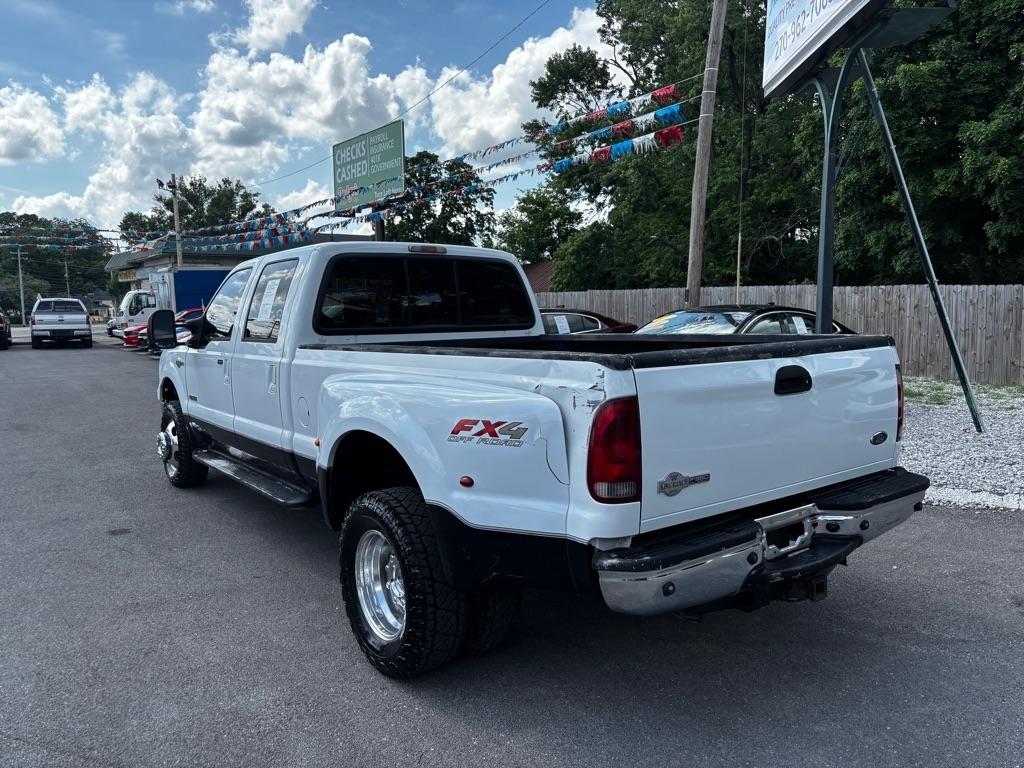 Ford F-350 SD XL Crew Cab 4WD DRW 2006