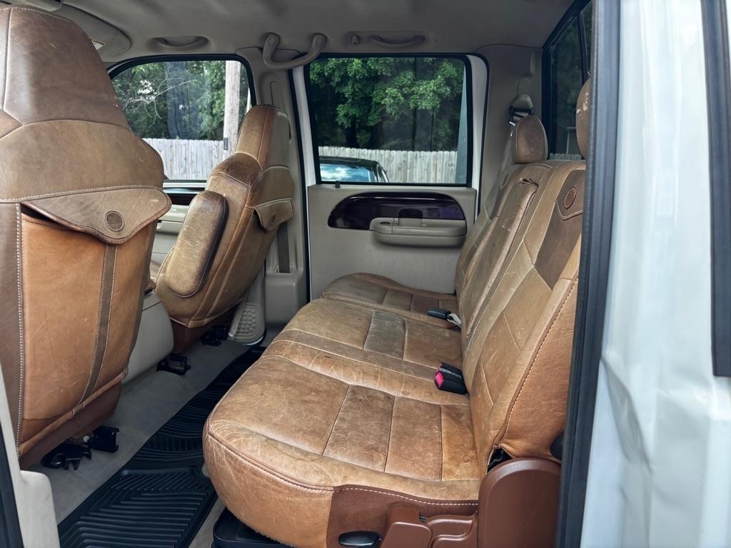 Ford F-350 SD XL Crew Cab 4WD DRW 2006