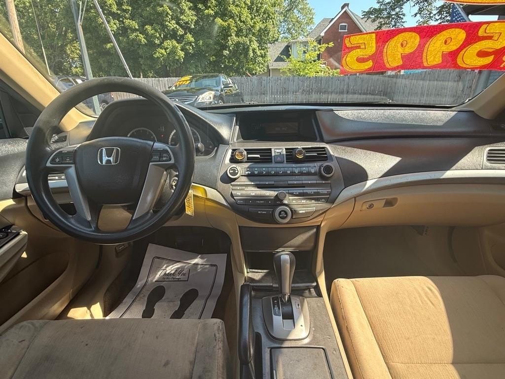 Honda Accord LX-P Sedan AT 2012