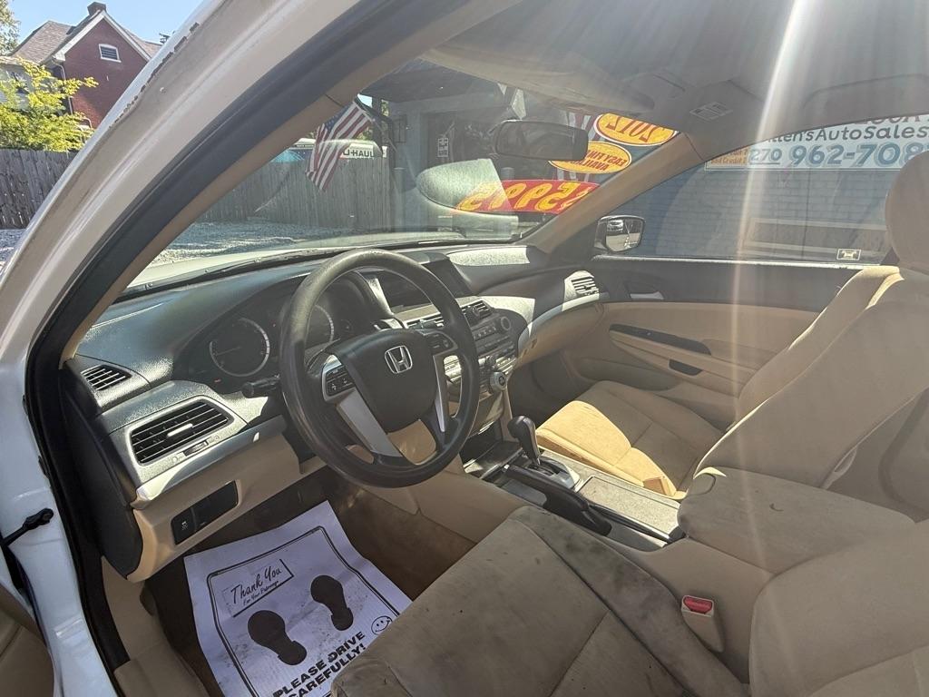 Honda Accord LX-P Sedan AT 2012