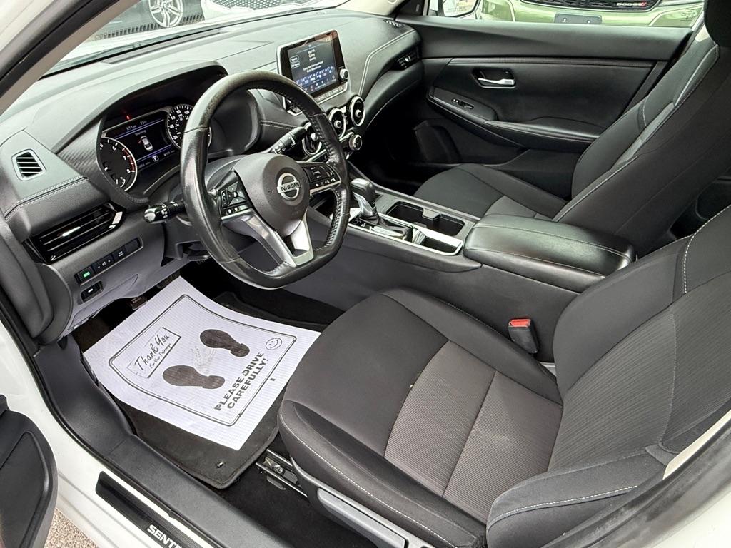 Nissan Sentra SV 2023