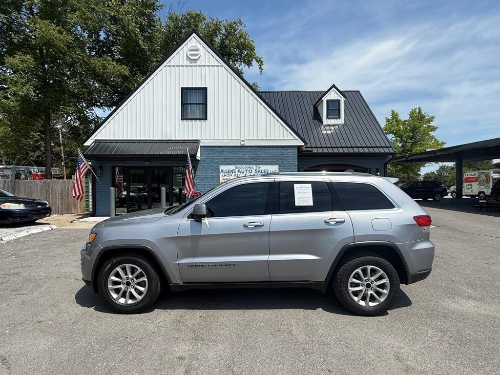 2021 Jeep Grand Cherokee Laredo E 2WD