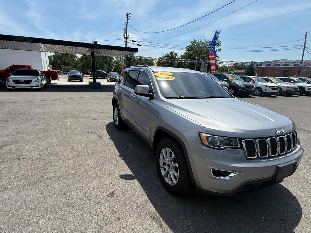 Jeep Grand Cherokee Laredo E 2WD 2021