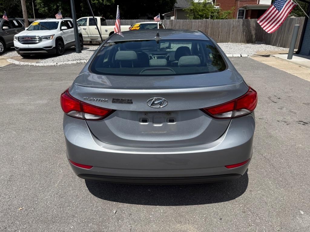 Hyundai Elantra GLS M/T 2014