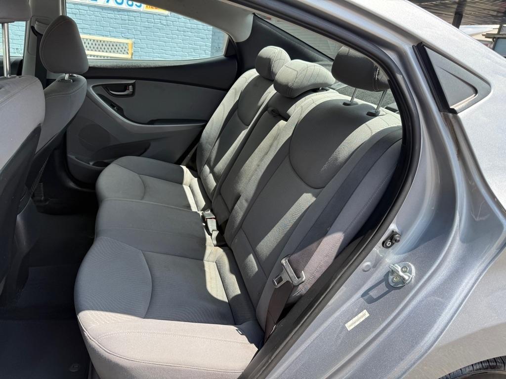 Hyundai Elantra GLS M/T 2014