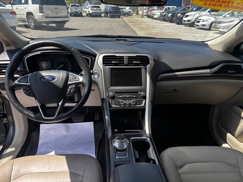 Ford Fusion SE AWD 2017