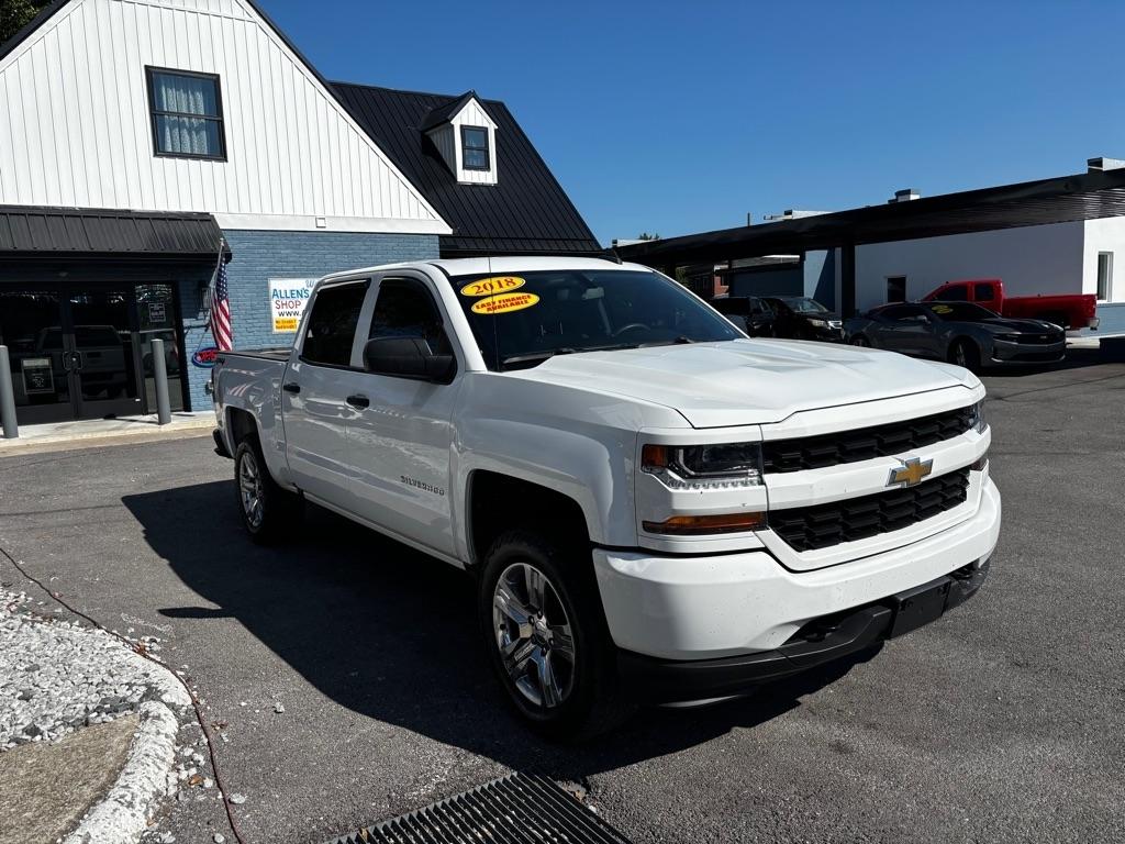 Chevrolet Silverado 1500 Custom Crew Cab 4WD 2018