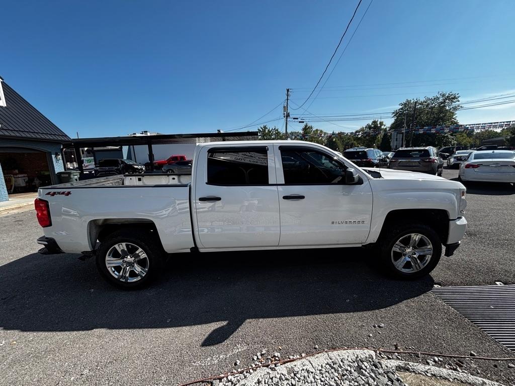 Chevrolet Silverado 1500 Custom Crew Cab 4WD 2018