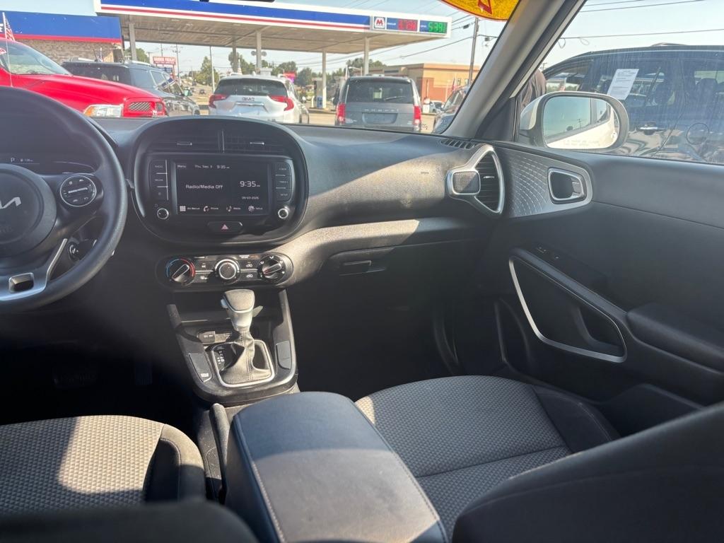 Kia Soul LX CVT 2023