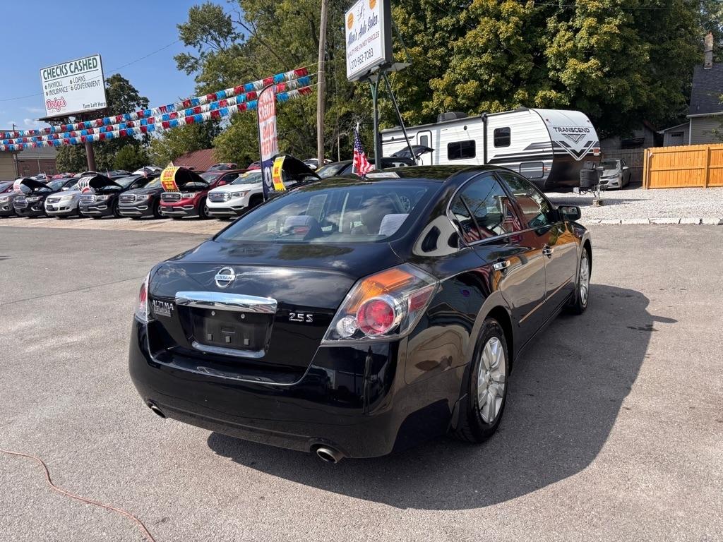 Nissan Altima 2.5 S 2011