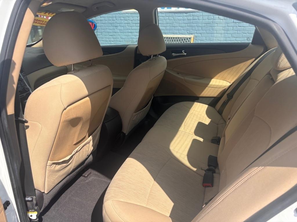 Hyundai Sonata GLS Auto 2012