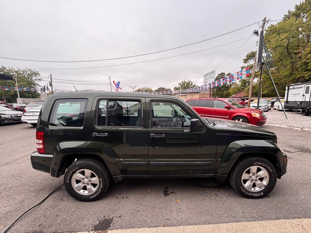 Jeep Liberty Sport 4WD 2012
