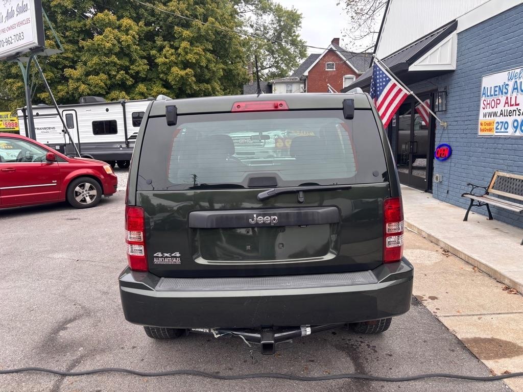 Jeep Liberty Sport 4WD 2012