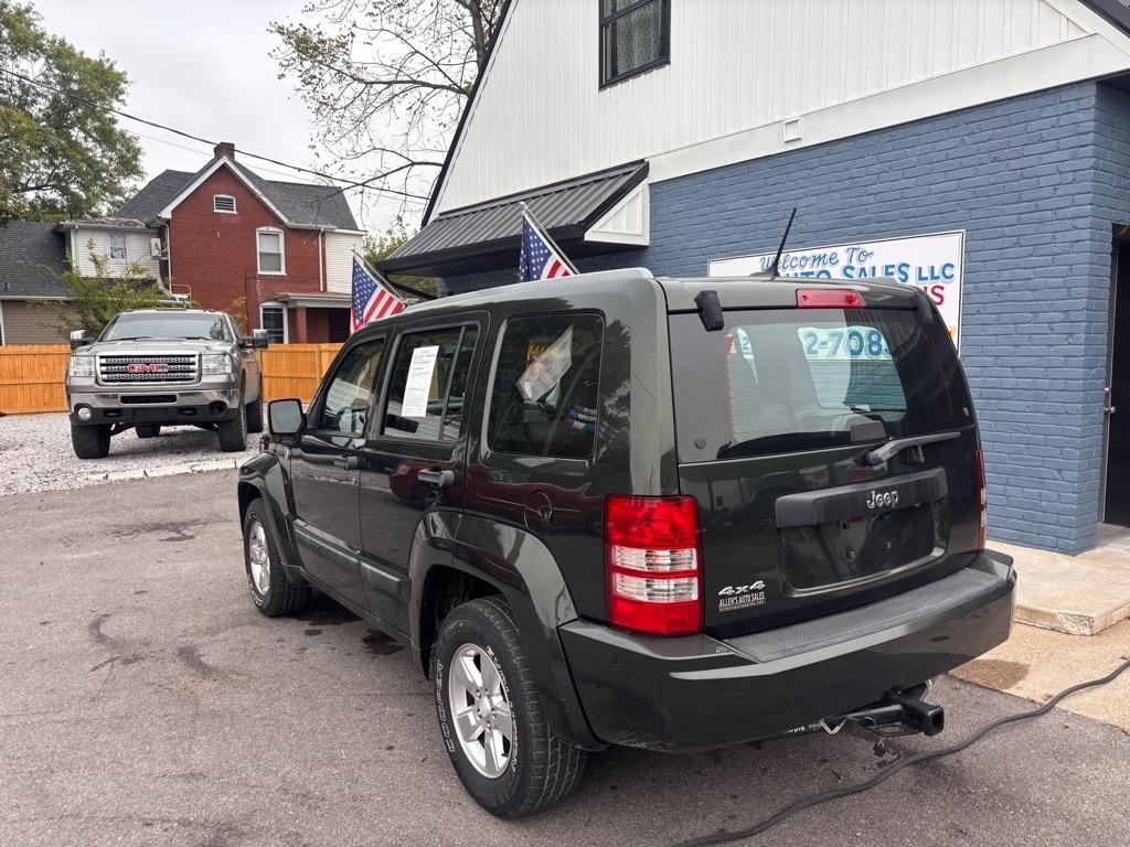 Jeep Liberty Sport 4WD 2012