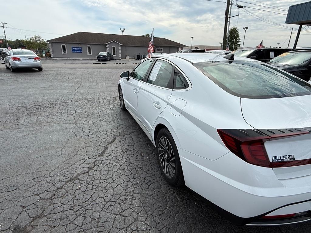 Hyundai Sonata Hybrid SEL 2023