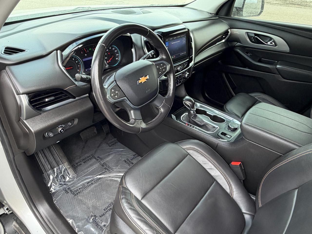 Chevrolet Traverse FWD 4dr LT Leather 2021