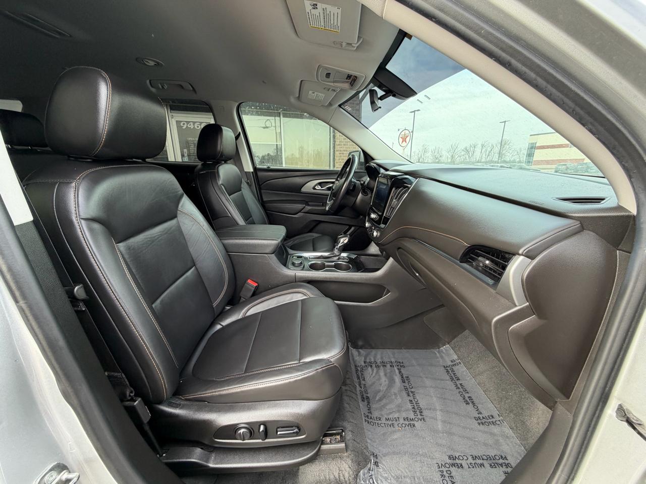 Chevrolet Traverse FWD 4dr LT Leather 2021