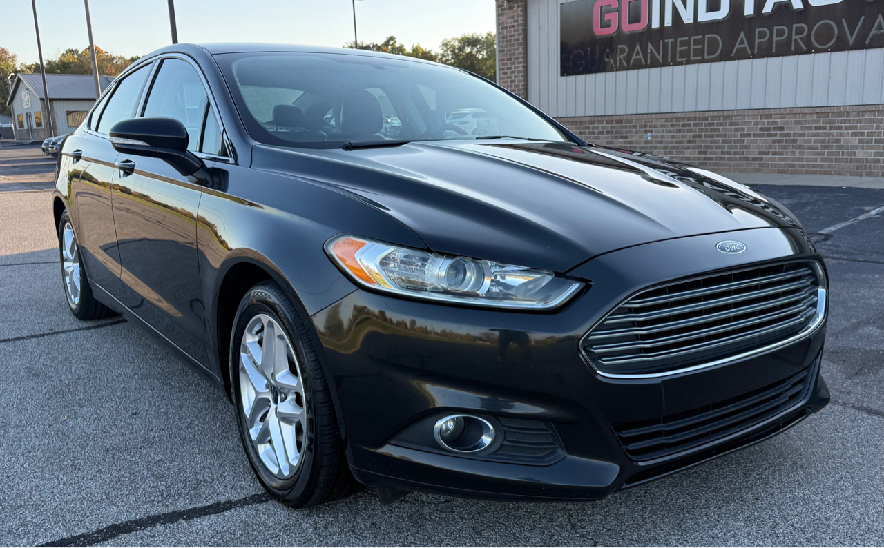 Ford Fusion 4dr Sdn SE FWD 2013 Ford Fusion 4dr Sdn SE FWD 2013