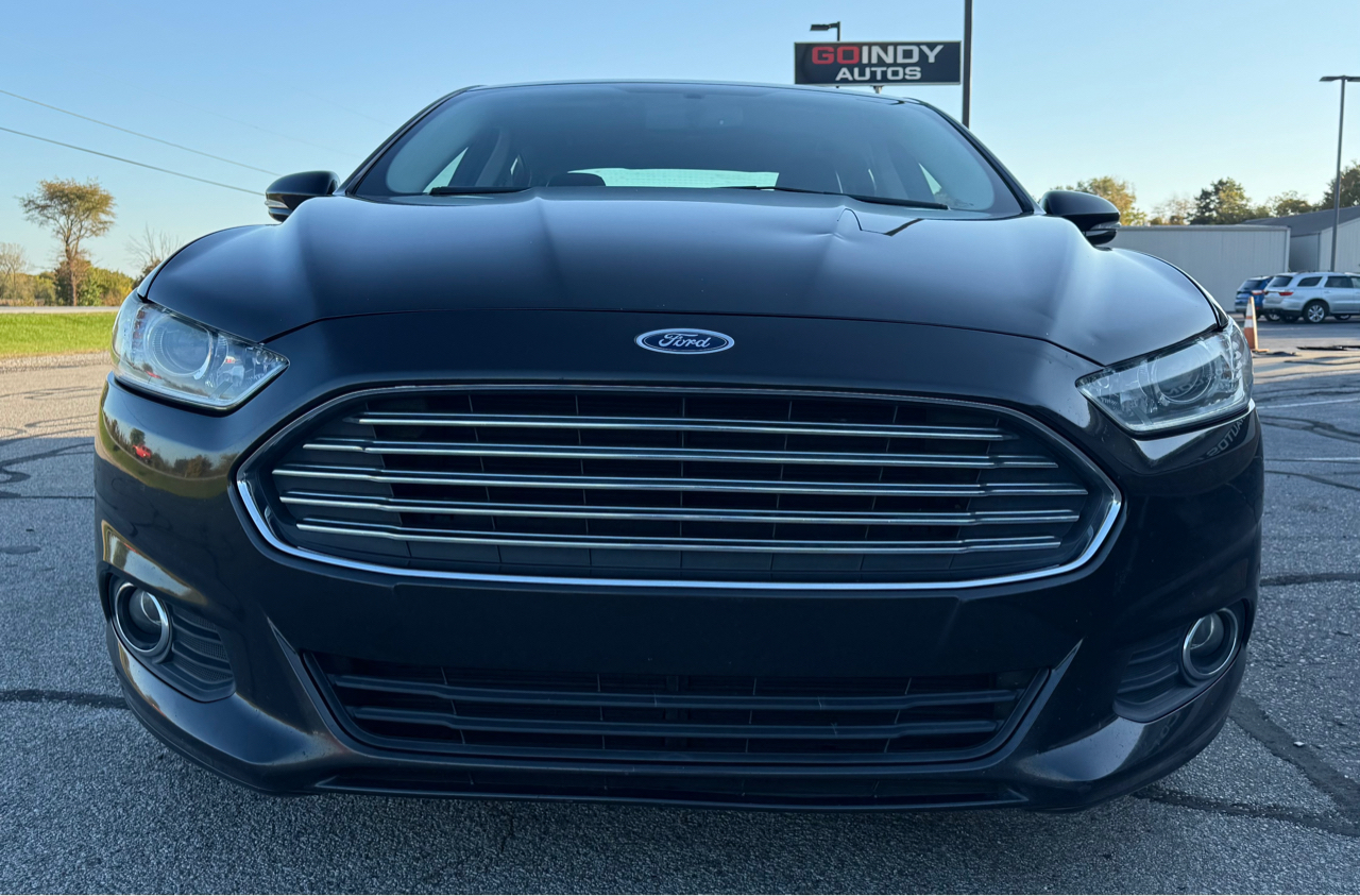 Ford Fusion 4dr Sdn SE FWD 2013 Ford Fusion 4dr Sdn SE FWD 2013
