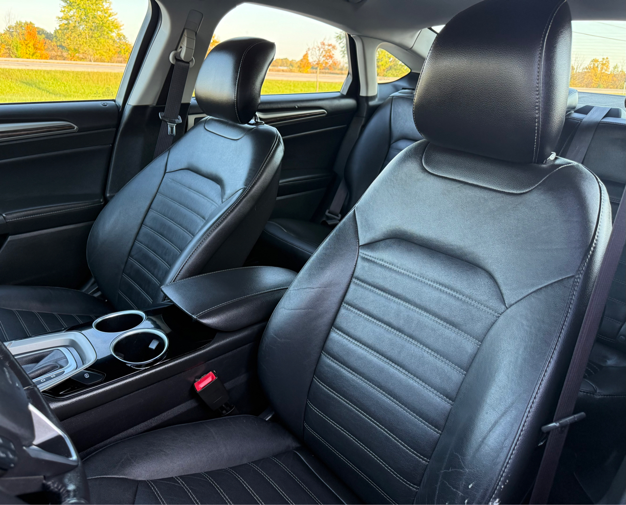 Ford Fusion 4dr Sdn SE FWD 2013 Ford Fusion 4dr Sdn SE FWD 2013