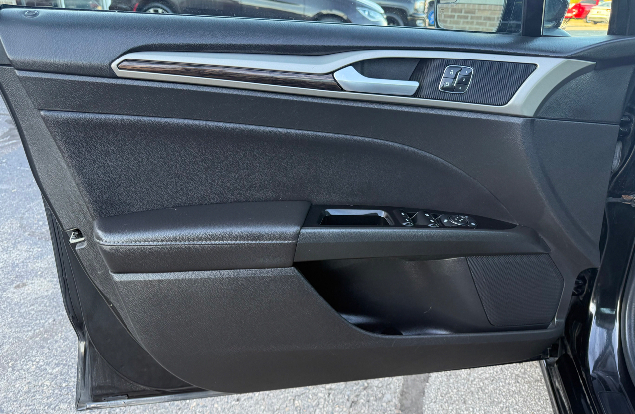 Ford Fusion 4dr Sdn SE FWD 2013 Ford Fusion 4dr Sdn SE FWD 2013