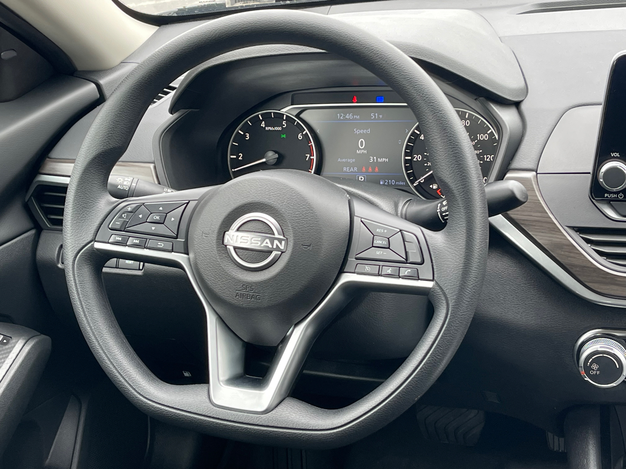 Nissan Altima 2.5 SV Sedan 2024 Nissan Altima 2.5 SV Sedan 2024