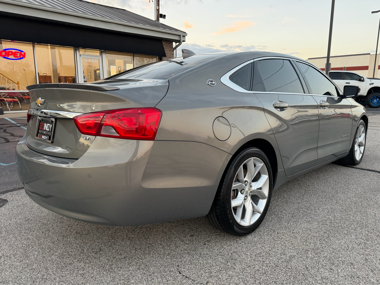 Chevrolet Impala 4dr Sdn LT w/1LT 2017 Chevrolet Impala 4dr Sdn LT w/1LT 2017