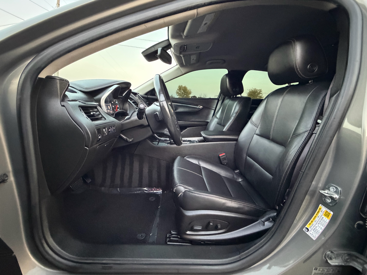 Chevrolet Impala 4dr Sdn LT w/1LT 2017 Chevrolet Impala 4dr Sdn LT w/1LT 2017