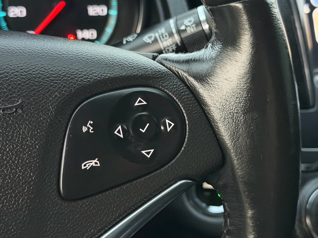 Chevrolet Impala 4dr Sdn LT w/1LT 2017 Chevrolet Impala 4dr Sdn LT w/1LT 2017