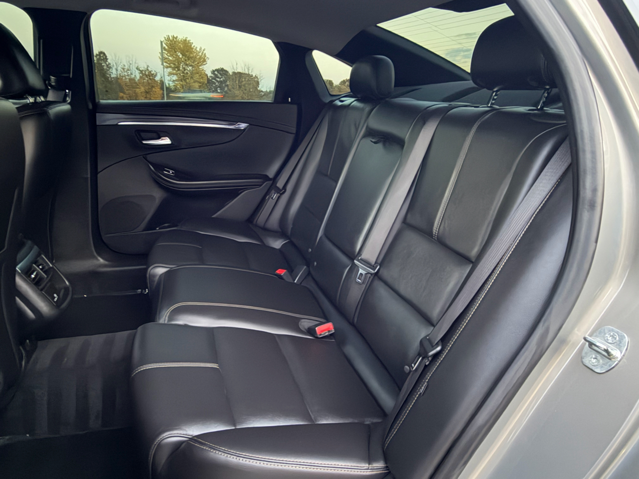 Chevrolet Impala 4dr Sdn LT w/1LT 2017 Chevrolet Impala 4dr Sdn LT w/1LT 2017