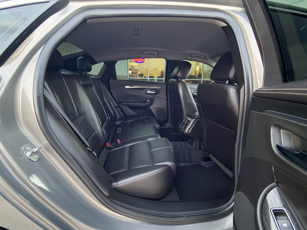 Chevrolet Impala 4dr Sdn LT w/1LT 2017 Chevrolet Impala 4dr Sdn LT w/1LT 2017