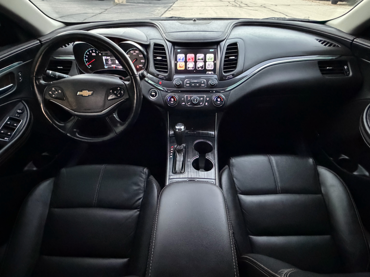 Chevrolet Impala 4dr Sdn LT w/1LT 2017 Chevrolet Impala 4dr Sdn LT w/1LT 2017