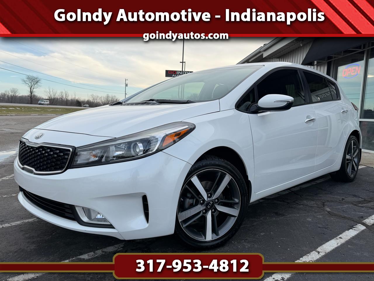 2017 Kia Forte5 EX's photo