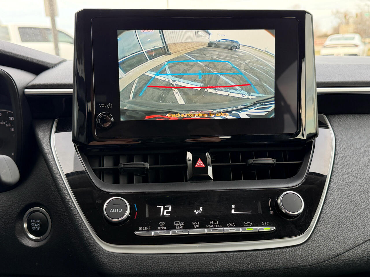 Toyota Corolla LE CVT (Natl) 2025