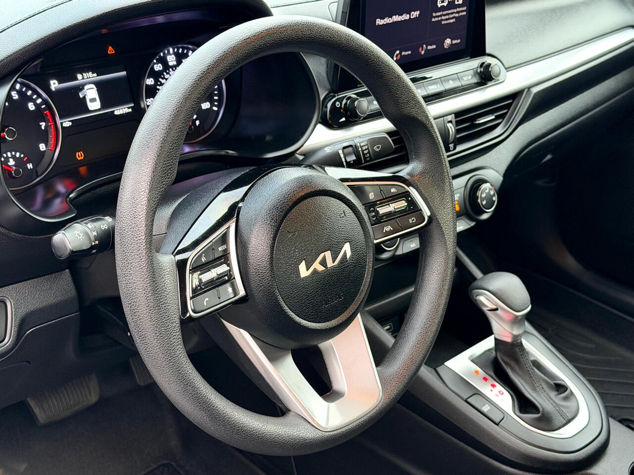 Kia Forte LXS IVT 2023
