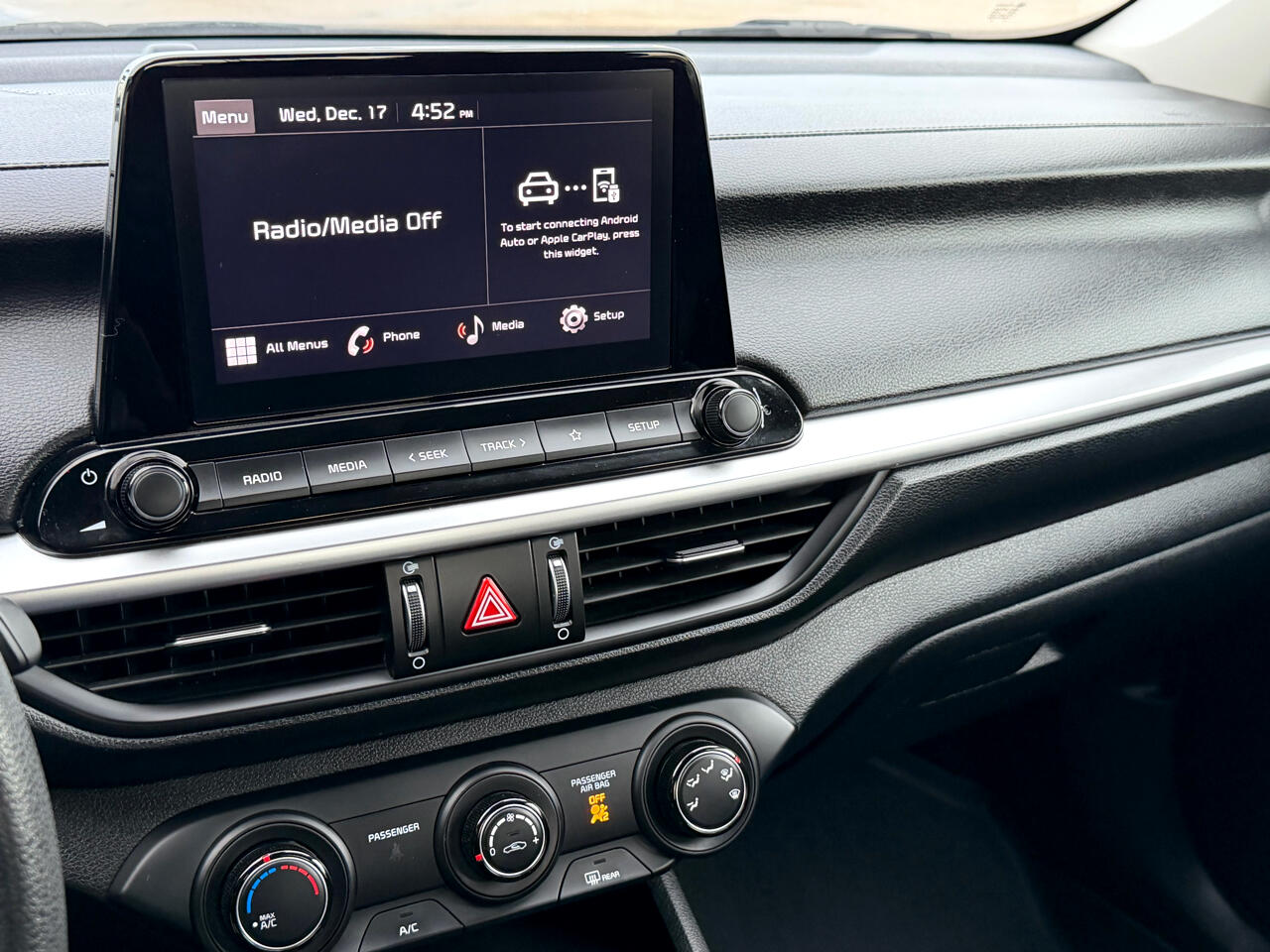 Kia Forte LXS IVT 2023