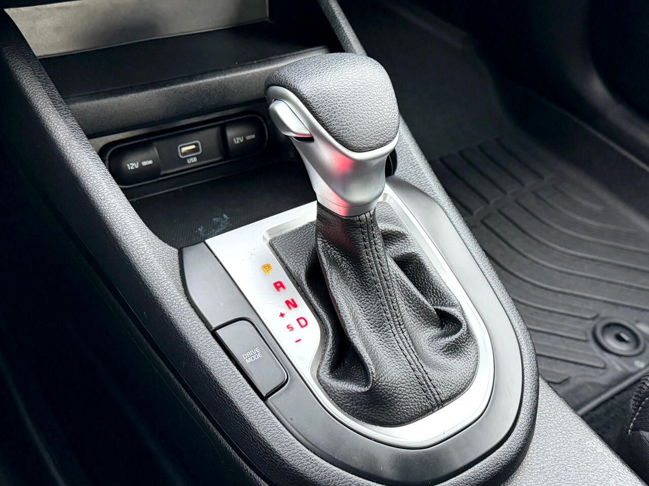 Kia Forte LXS IVT 2023