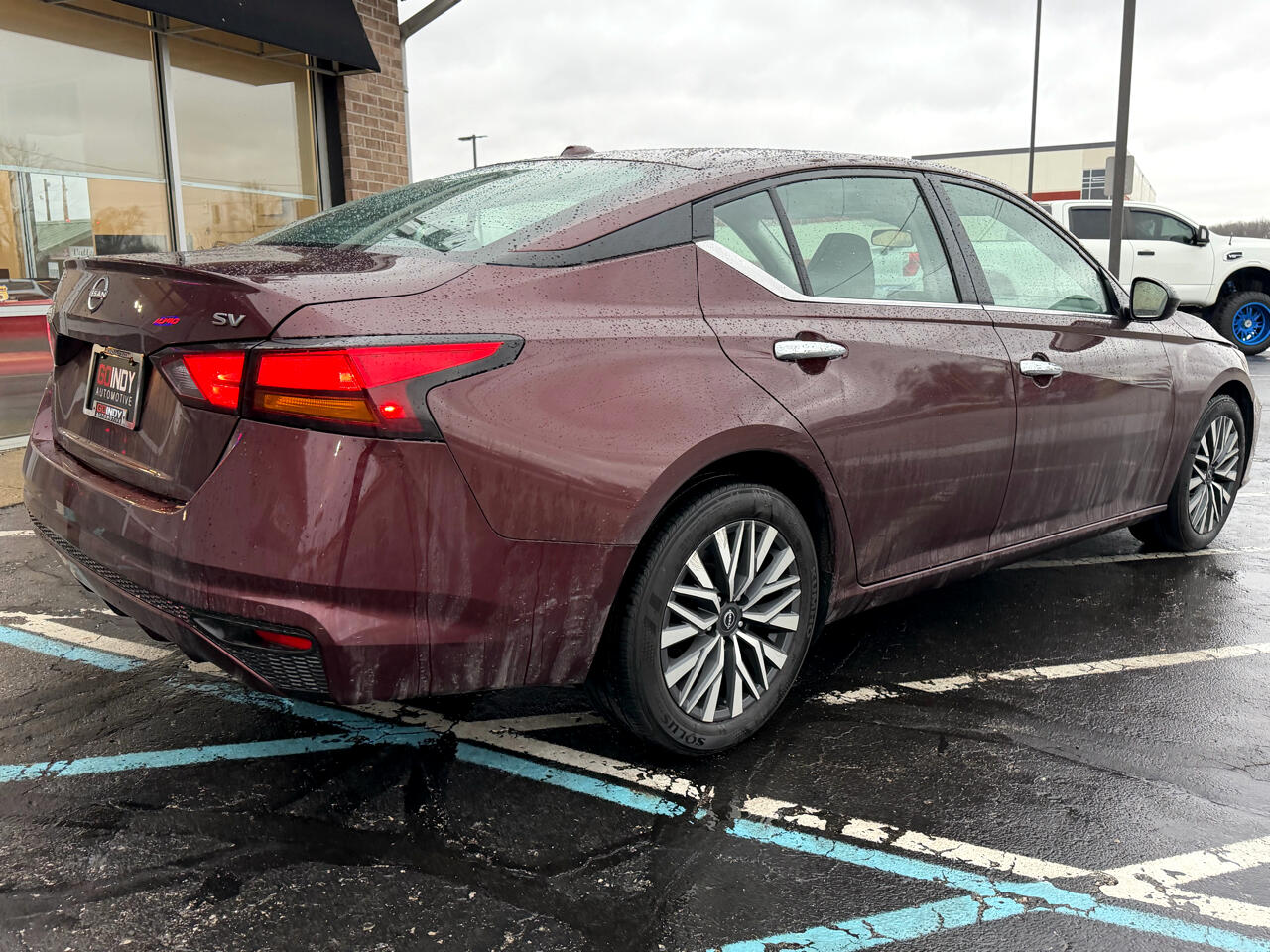 Nissan Altima 2.5 SV Sedan 2024