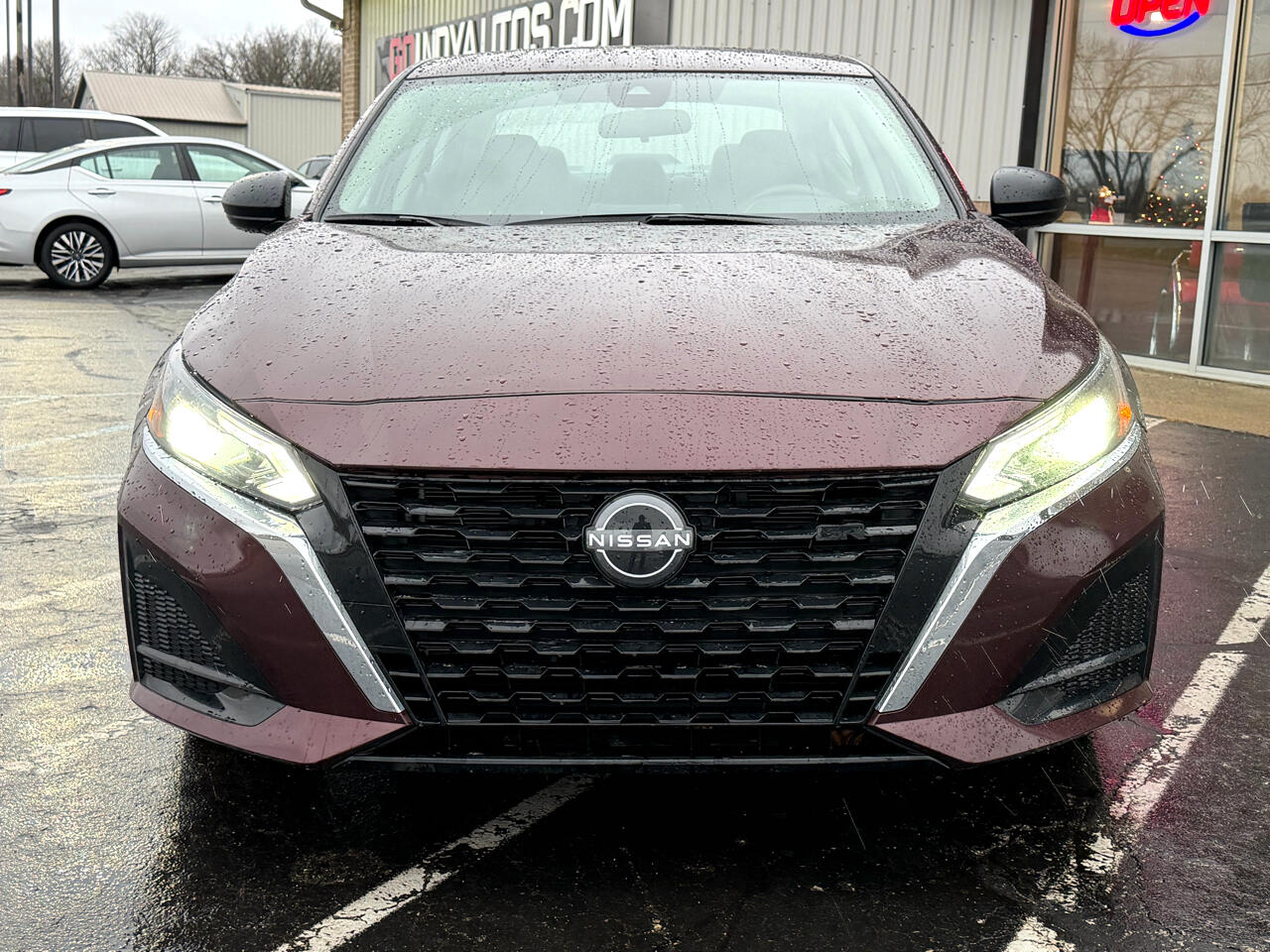 Nissan Altima 2.5 SV Sedan 2024