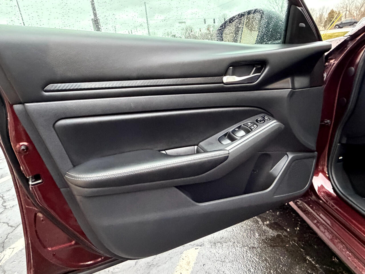 Nissan Altima 2.5 SV Sedan 2024