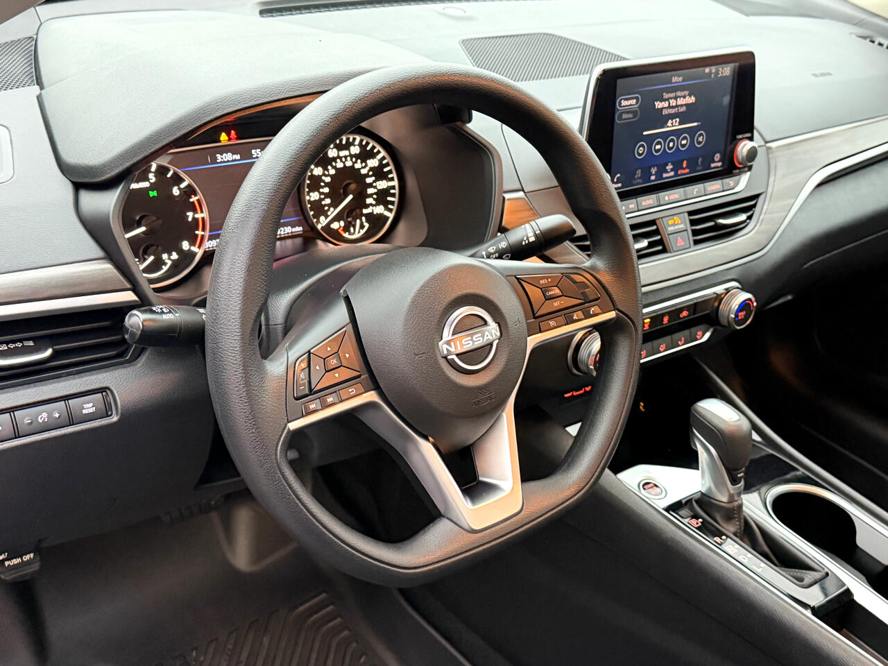 Nissan Altima 2.5 SV Sedan 2024