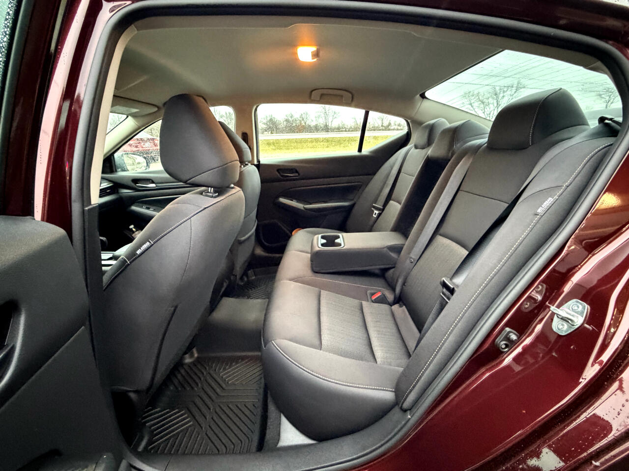 Nissan Altima 2.5 SV Sedan 2024