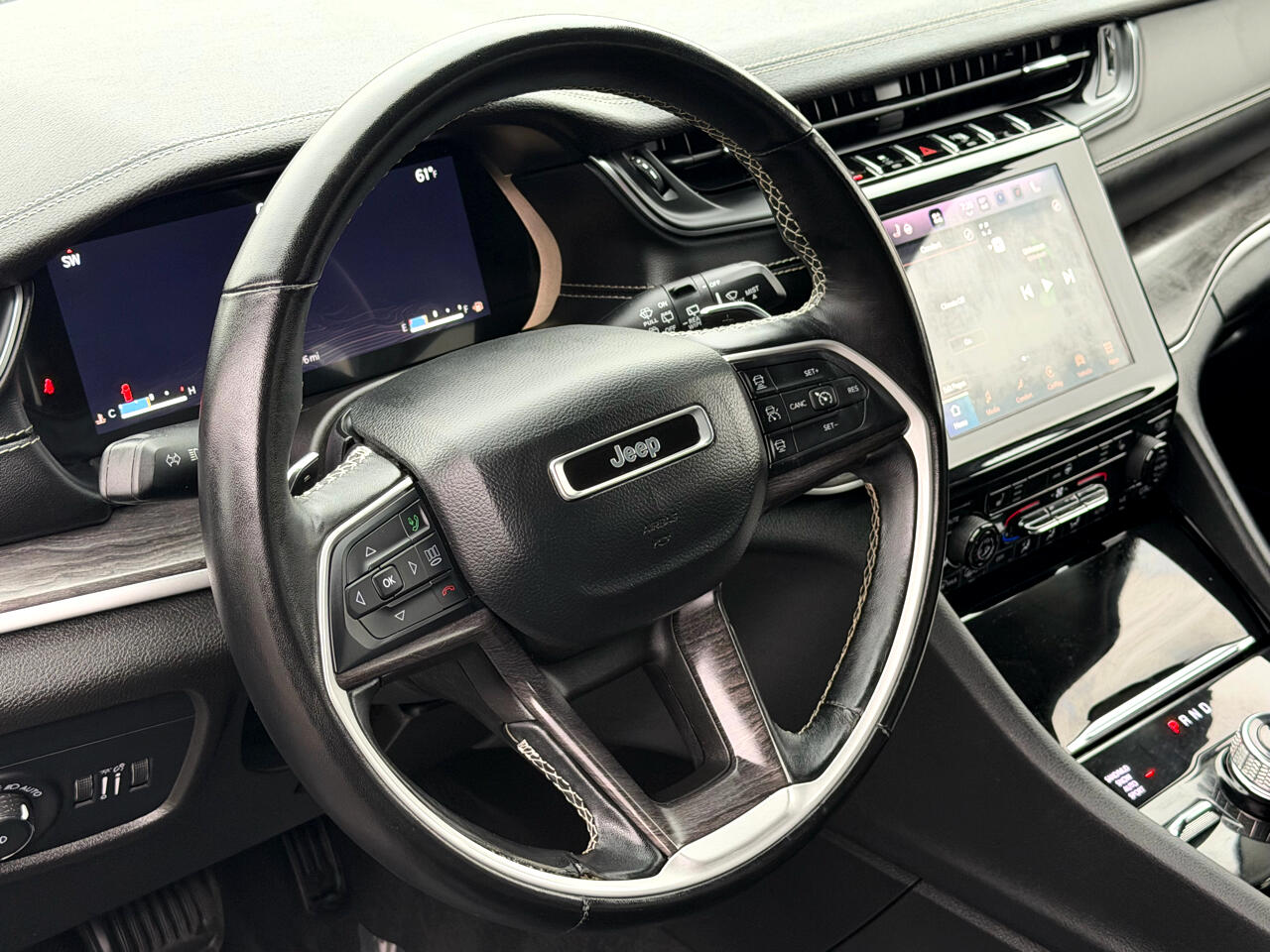 Jeep Grand Cherokee L Limited 4x4 2022